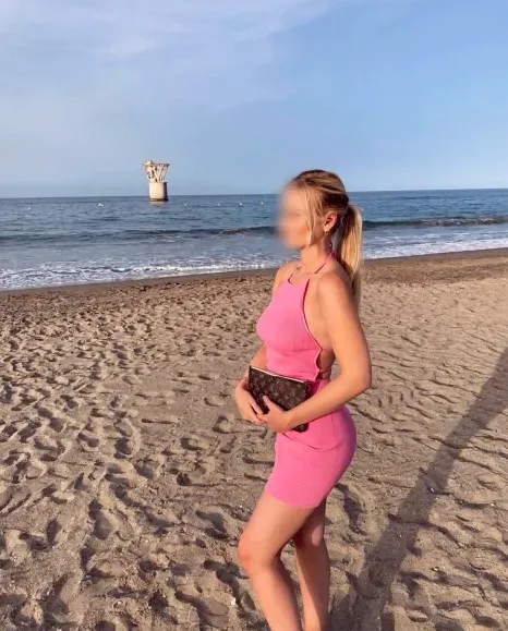 Aleyna, 19