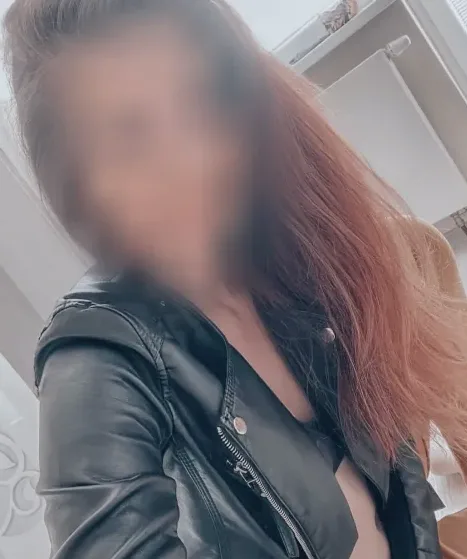 Frieda, 24