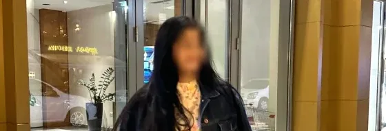Rebecca, 32