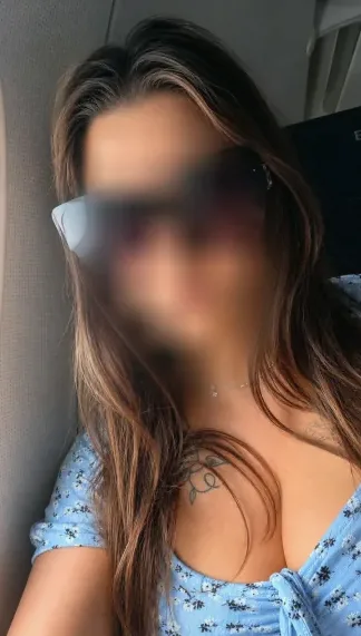 Saskia, 34