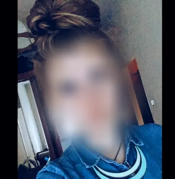 Zeynep, 34