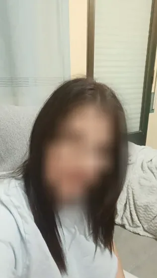 Zeynep, 39